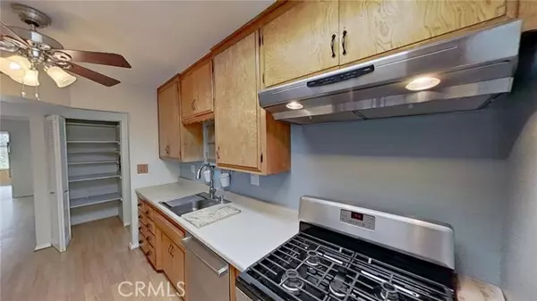 Huntington Beach, CA 92647,8671 Kent CIR