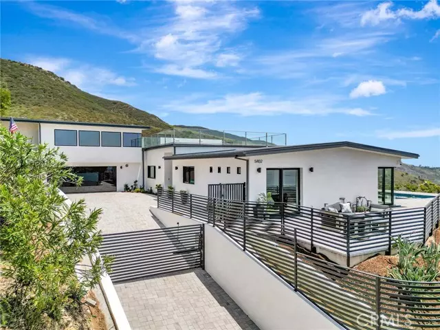 Malibu, CA 90265,5402 Horizon DR