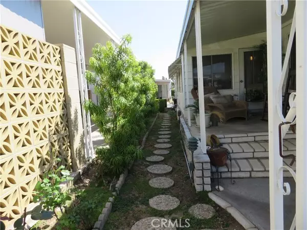 Yorba Linda, CA 92886,16927 Lake Ridge WAY