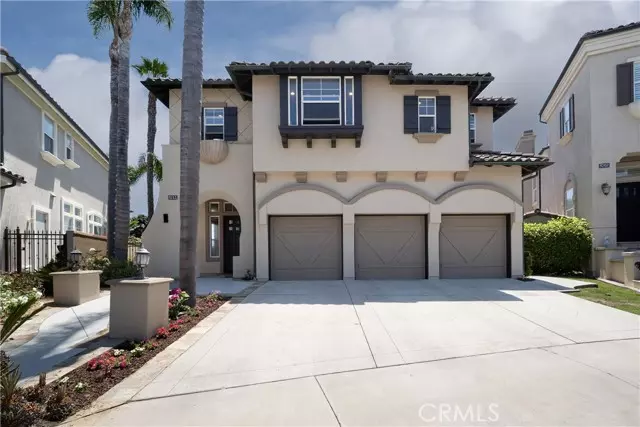 Huntington Beach, CA 92648,5712 Ocean Vista DR