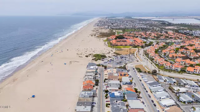 4165 Ocean DR, Oxnard, CA 93035