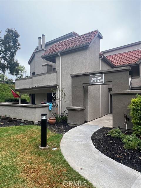 Laguna Niguel, CA 92677,28191 Sorrento 110