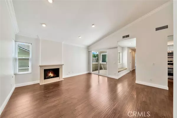 Yorba Linda, CA 92887,6211 Newhaven CT 128