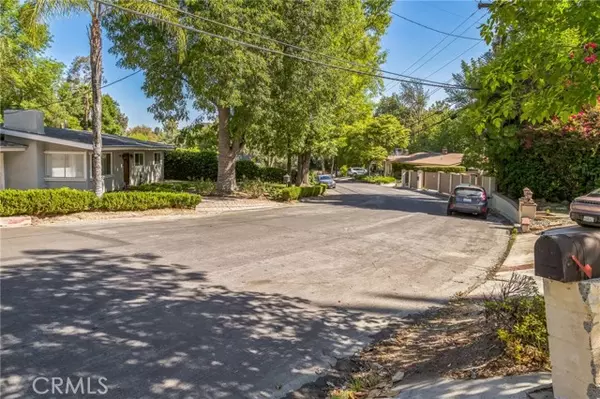 Woodland Hills, CA 91364,4804 Excelente DR