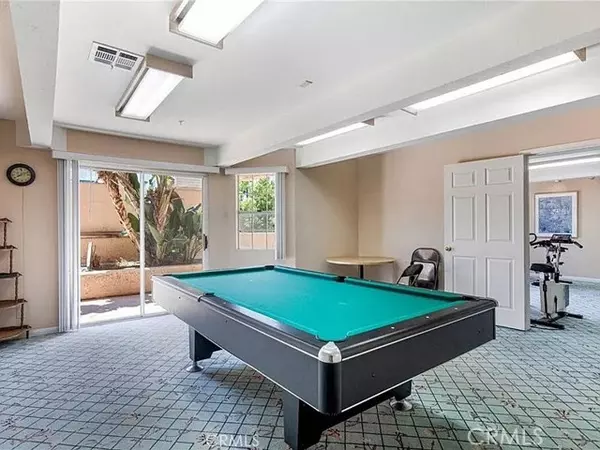 Downey, CA 90241,11410 Brookshire AVE 319