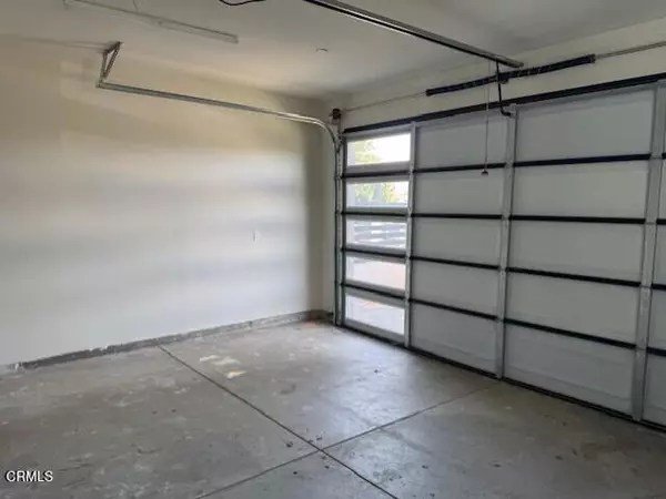 Sunland, CA 91040,10754 Nassau AVE