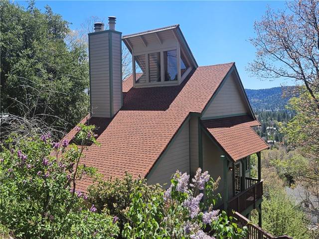 1033 Nadelhorn DR, Lake Arrowhead, CA 92352