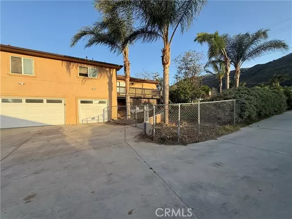 Lake Elsinore, CA 92530,15192 Laguna AVE