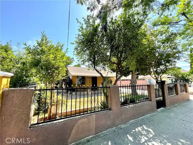 1230 Omelveny AVE, San Fernando, CA 91340