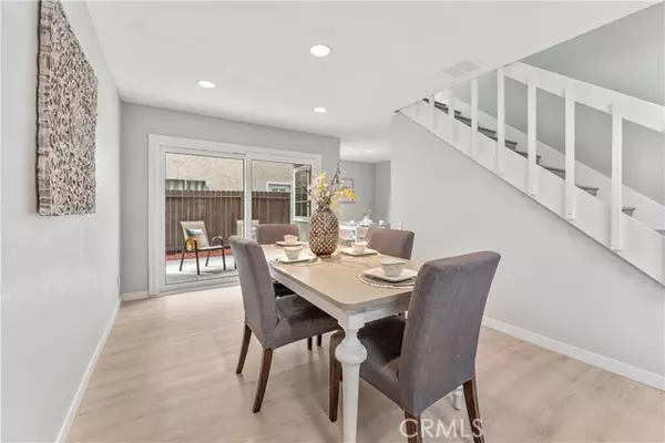 Lake Forest, CA 92630,25421 Mina CT