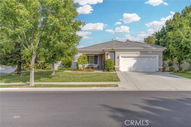 13519 Copper Crest DR, Bakersfield, CA 93306