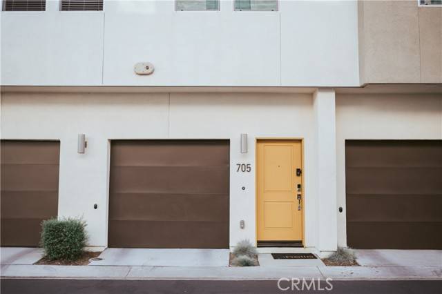Covina, CA 91723,705 Cara Cara LN