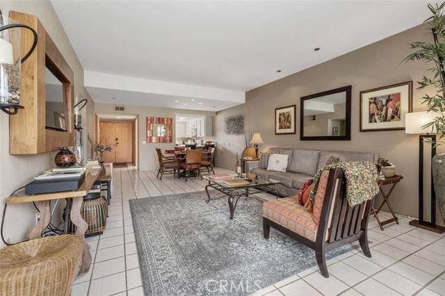 28 Malaga DR, Rancho Mirage, CA 92270