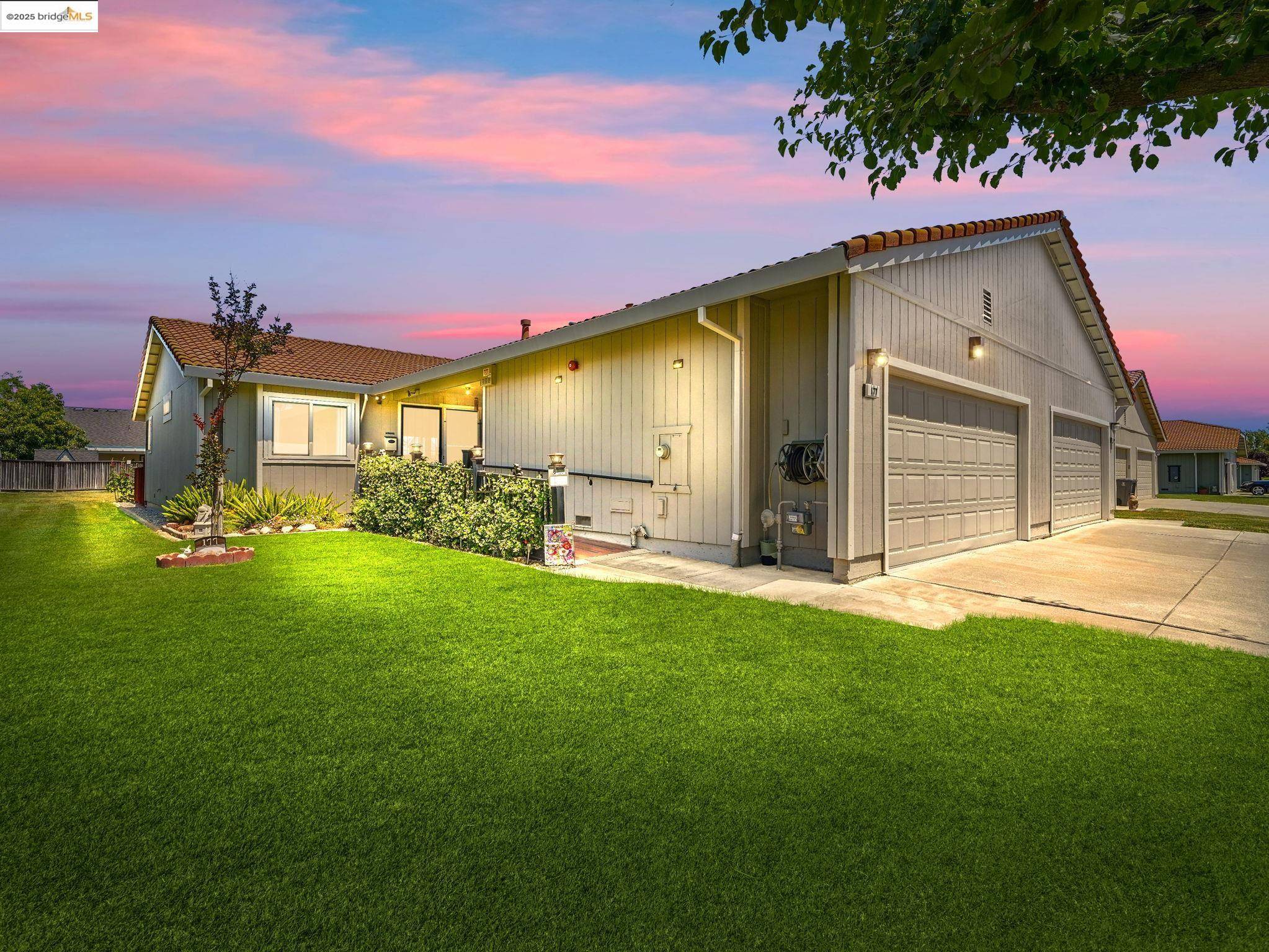 177 Bryce WAY, Vacaville, CA 95687