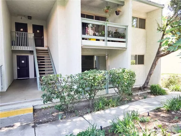 Calabasas, CA 91302,4734 Park Granada 238