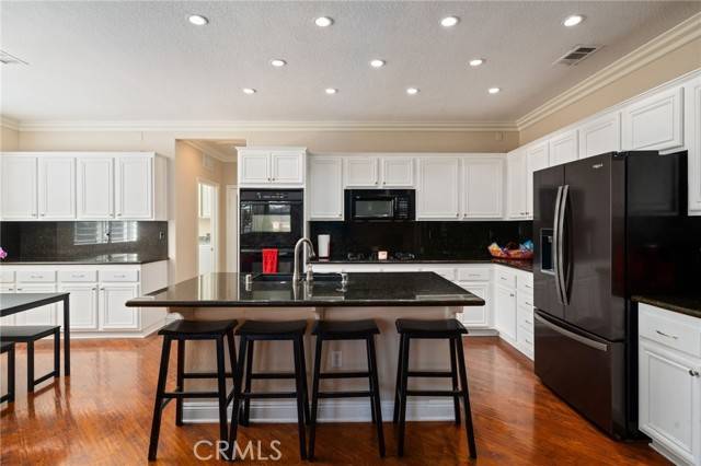 Corona, CA 92883,1602 Spyglass DR