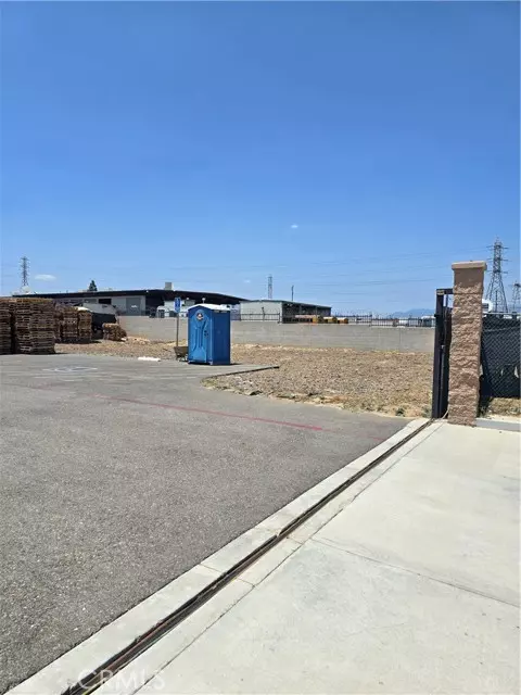 Rialto, CA 92316,3130 Industrial DR