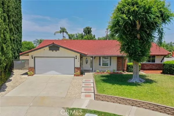 1525 E Baldwin AVE, Orange, CA 92865