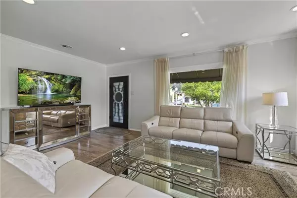 Glendale, CA 91206,645 Glenmore BLD