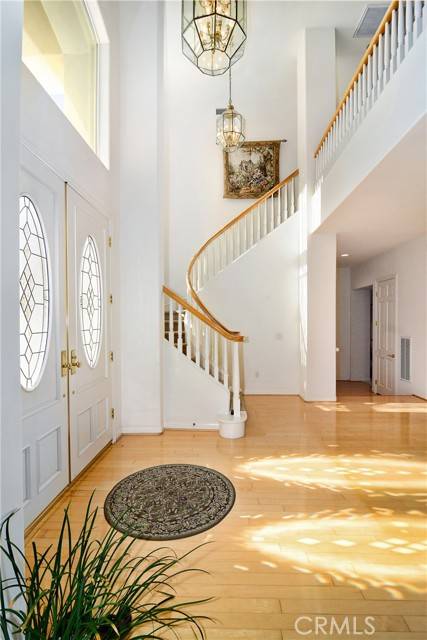 Calabasas, CA 91302,25339 Prado De Los Arboles