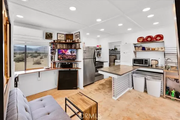 Twentynine Palms, CA 92277,84951 Amboy RD