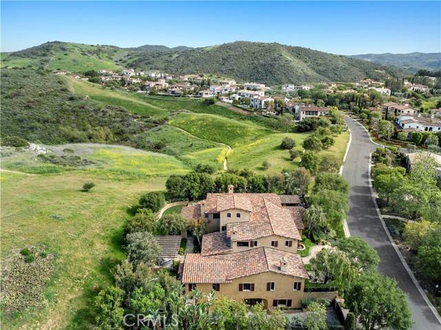 97 Canyon CRK, Irvine, CA 92603