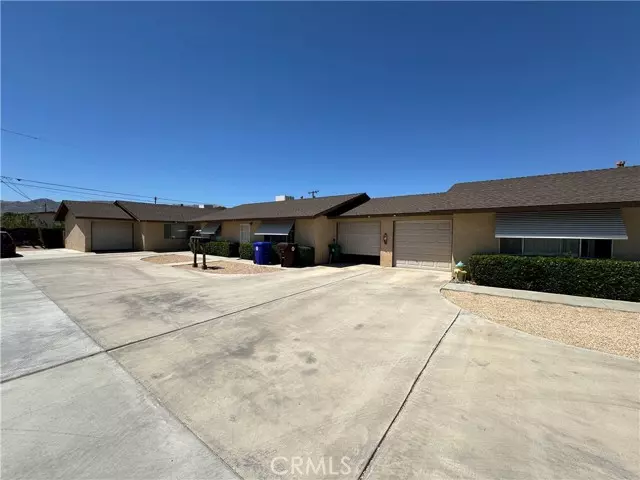 Joshua Tree, CA 92252,61947 Plaza RD