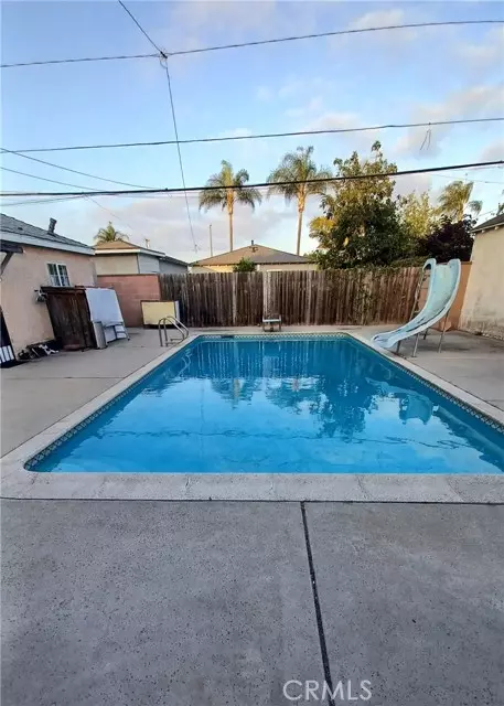 Long Beach, CA 90810,2764 Hayes AVE