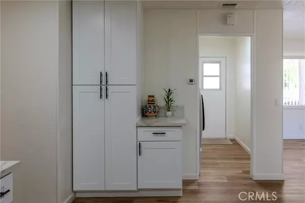 San Jacinto, CA 92583,21100 State ST 66