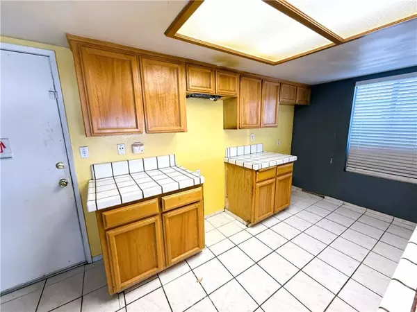 Arvin, CA 93203,1708 Payne DR