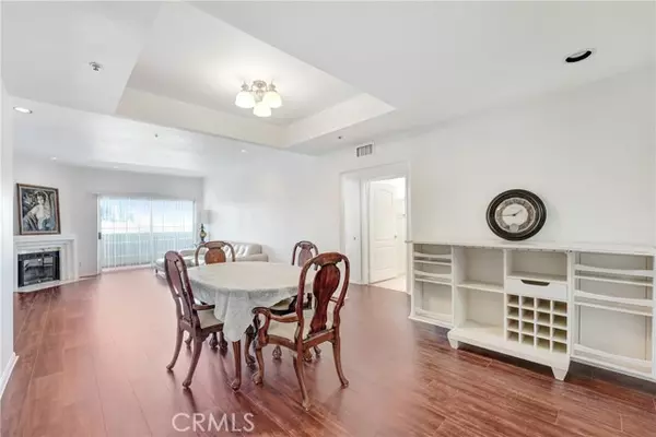 Encino, CA 91316,5219 Newcastle AVE 302