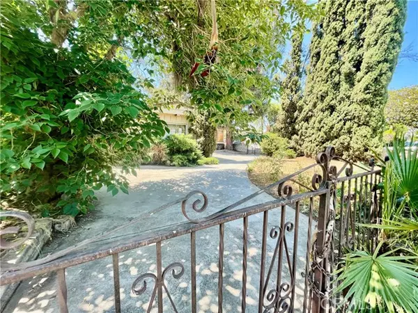 Lake Balboa, CA 91406,15864 Marlin PL