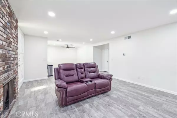 Whittier, CA 90601,5115 Castelotte CT