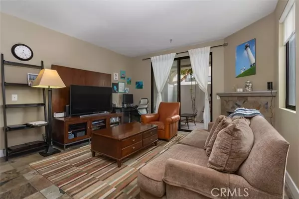 Huntington Beach, CA 92647,17661 Sergio CIR CI103