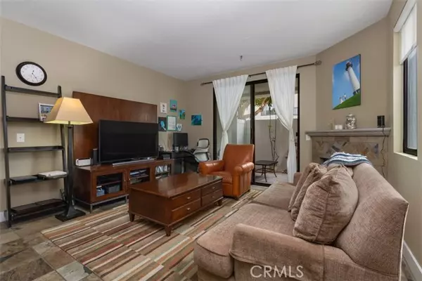 Huntington Beach, CA 92647,17661 Sergio CIR CI103
