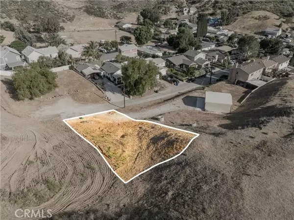 Val Verde, CA 91384,1 Lomita  Dr