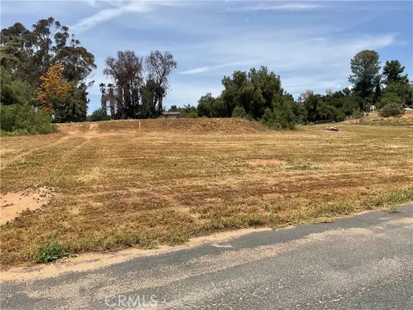 El Cajon, CA 92020,1819 Monte Vista RD