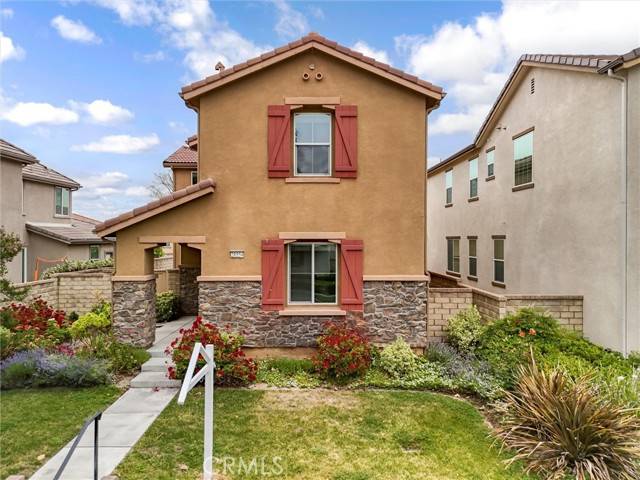 28554 Vista Del Rio DR, Valencia, CA 91354