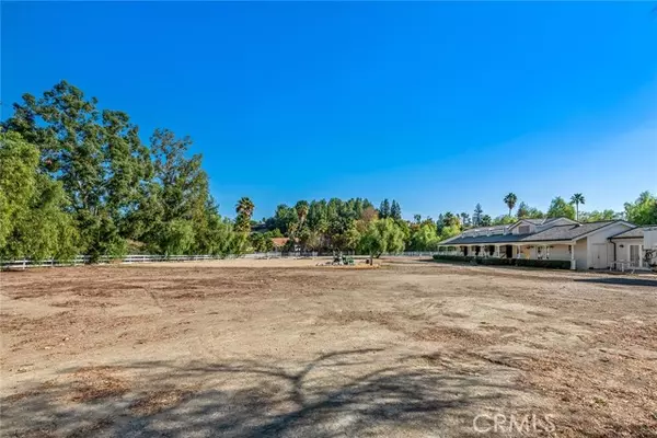 Hidden Hills, CA 91302,5547 PARADISE VALLEY RD