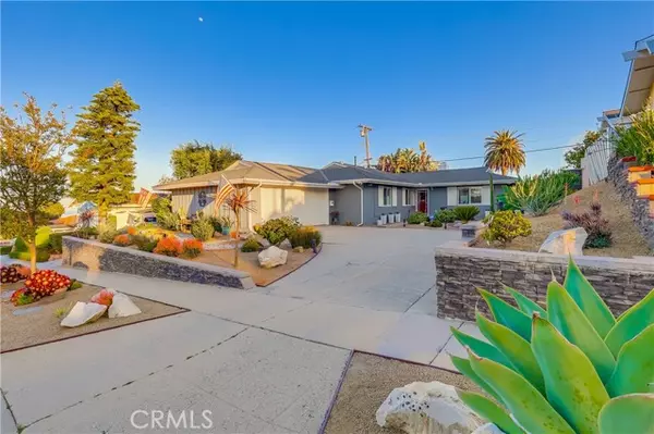 San Pedro, CA 90732,1717 Cumbre DR