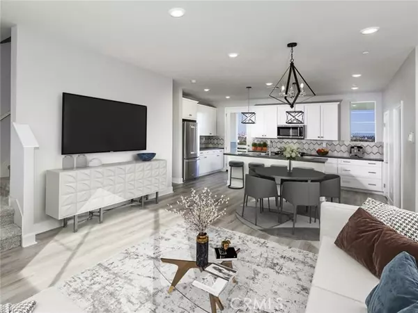 San Pedro, CA 90732,1474 Skyline LN