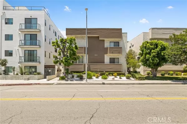 Studio City, CA 91604,4511 Coldwater Canyon AVE