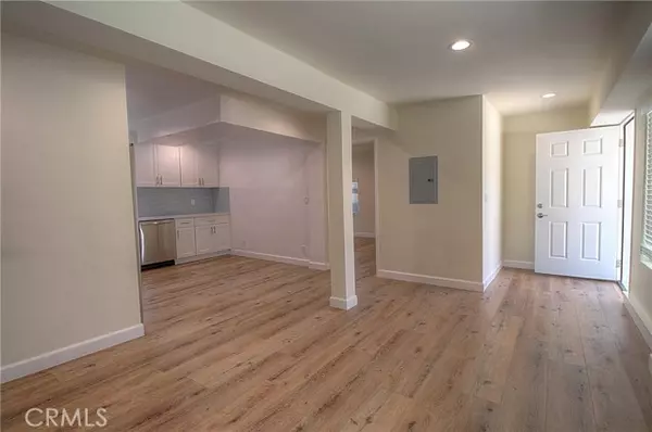 Los Angeles, CA 90029,1127 1/4 Manzanita ST