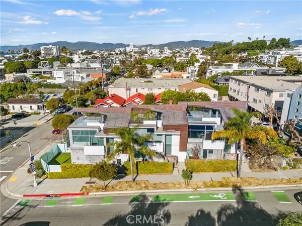 235 Ocean Park BLD 2, Santa Monica, CA 90405