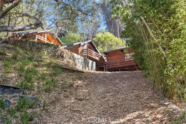 Los Angeles, CA 90046,2721 Jalmia DR