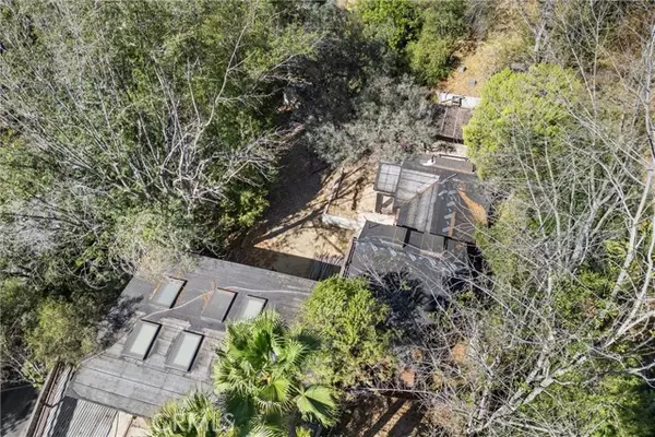 Los Angeles, CA 90046,2721 Jalmia DR