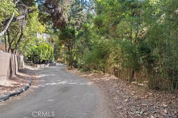 Los Angeles, CA 90046,2721 Jalmia DR