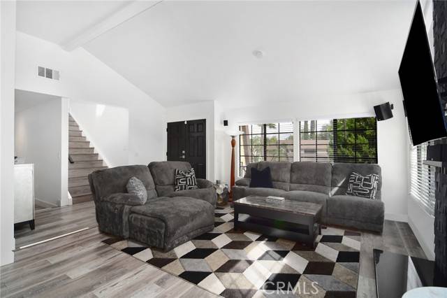 West Hills, CA 91307,6711 Corie LN