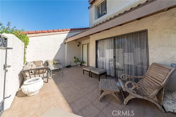 Tarzana, CA 91356,18150 Oxnard ST 87