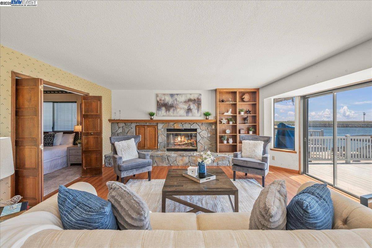 5690 Beaver LN, Discovery Bay, CA 94505